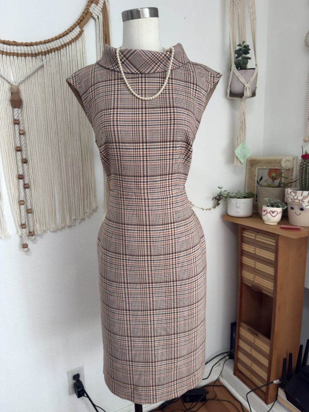 Ann Taylor Factory Plaid Mock Neck Sheath Dress Sleeveless Lined Size 4